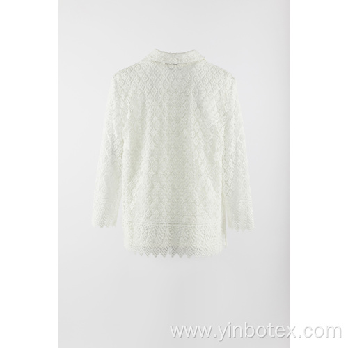 Outerwear in white texture fabric